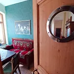 アパート Antik ゴータ